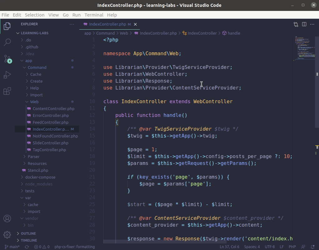 The gif shows the VS Code interface for PHP development